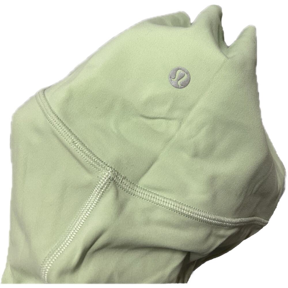 Lululemon Creamy Mint Align High Rise Below Knee Crop Leggings Women’s Size 6 - Picture 3 of 7